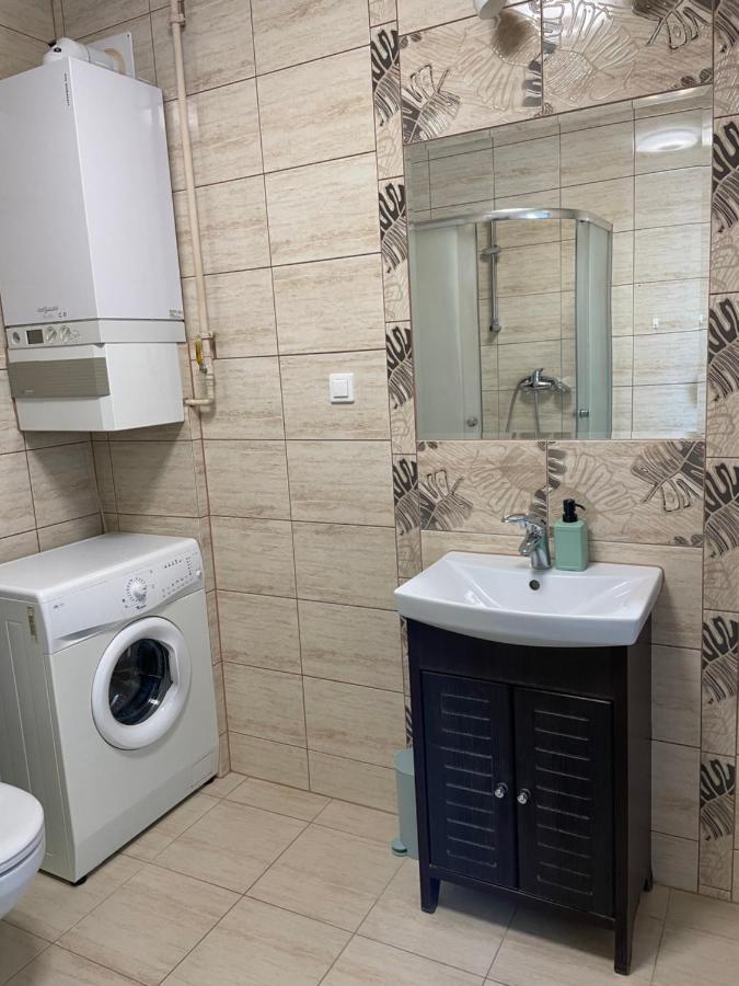 Komfortowe Studio 52 M2 W Centrum Grojca Grojec  Εξωτερικό φωτογραφία