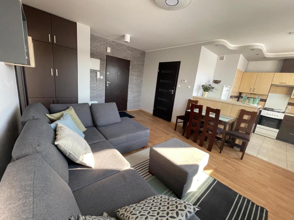 Komfortowe Studio 52 M2 W Centrum Grojca Grojec  Εξωτερικό φωτογραφία