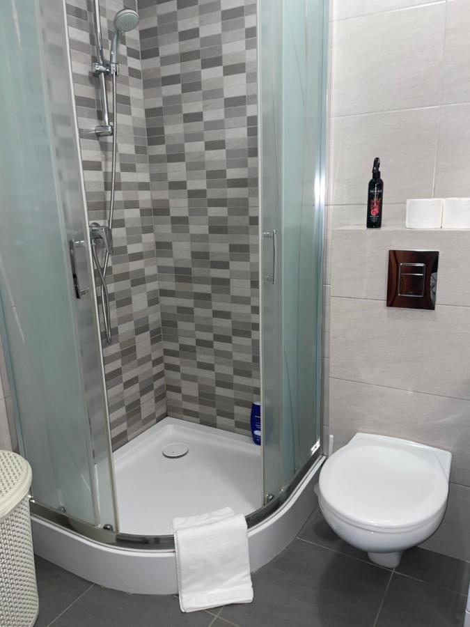 Komfortowe Studio 52 M2 W Centrum Grojca Grojec  Εξωτερικό φωτογραφία