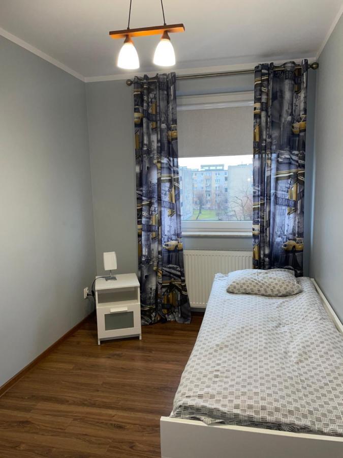 Komfortowe Studio 52 M2 W Centrum Grojca Grojec  Εξωτερικό φωτογραφία