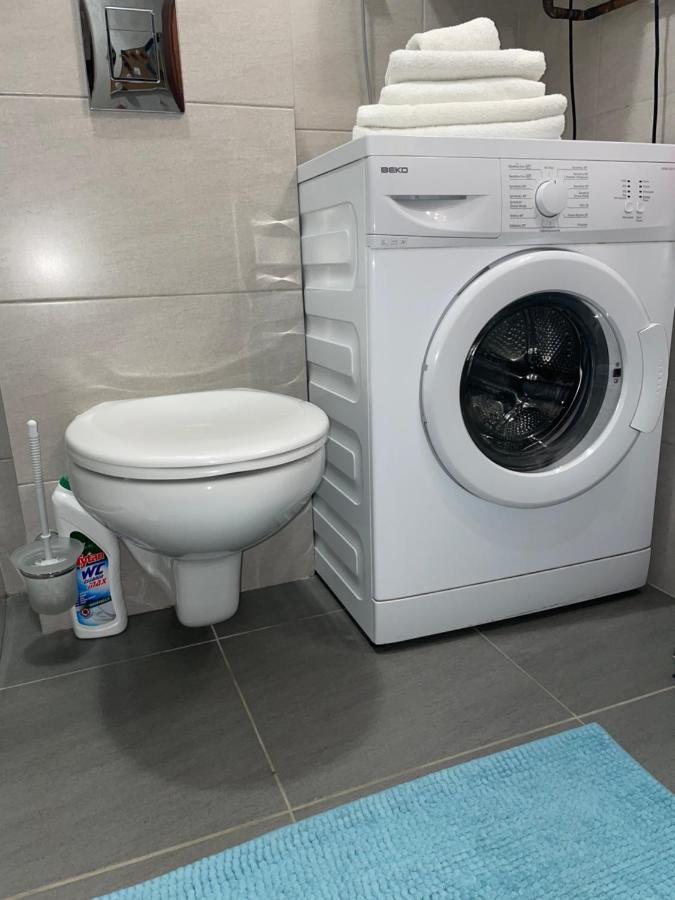 Komfortowe Studio 52 M2 W Centrum Grojca Grojec  Εξωτερικό φωτογραφία