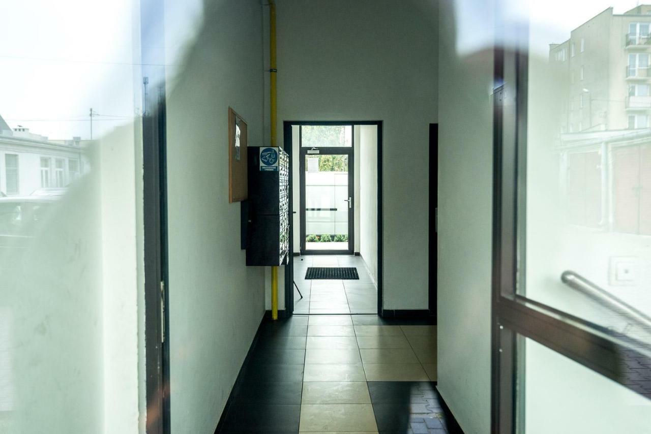 Komfortowe Studio 52 M2 W Centrum Grojca Grojec  Εξωτερικό φωτογραφία